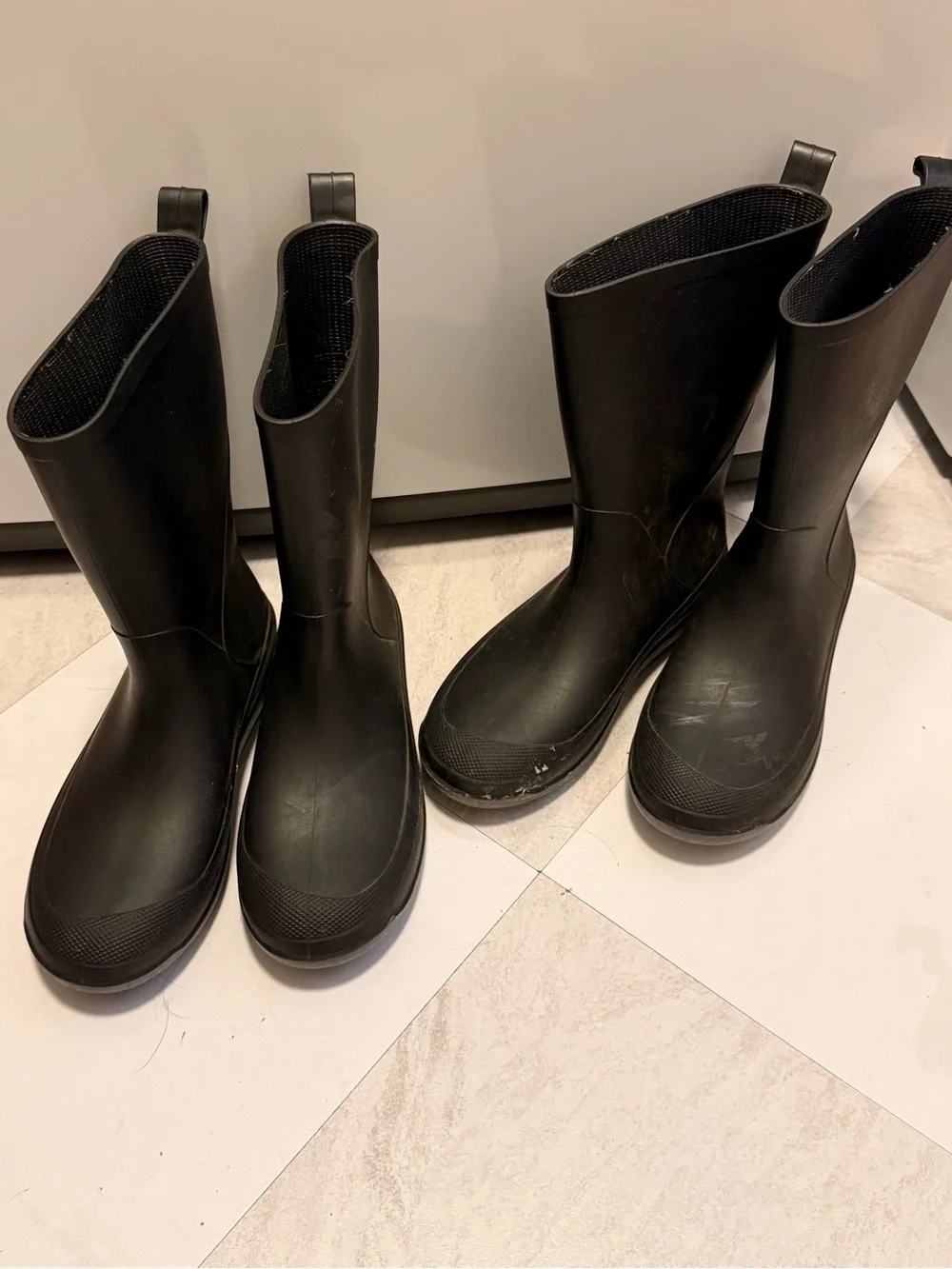 Cat & Jack durable black
